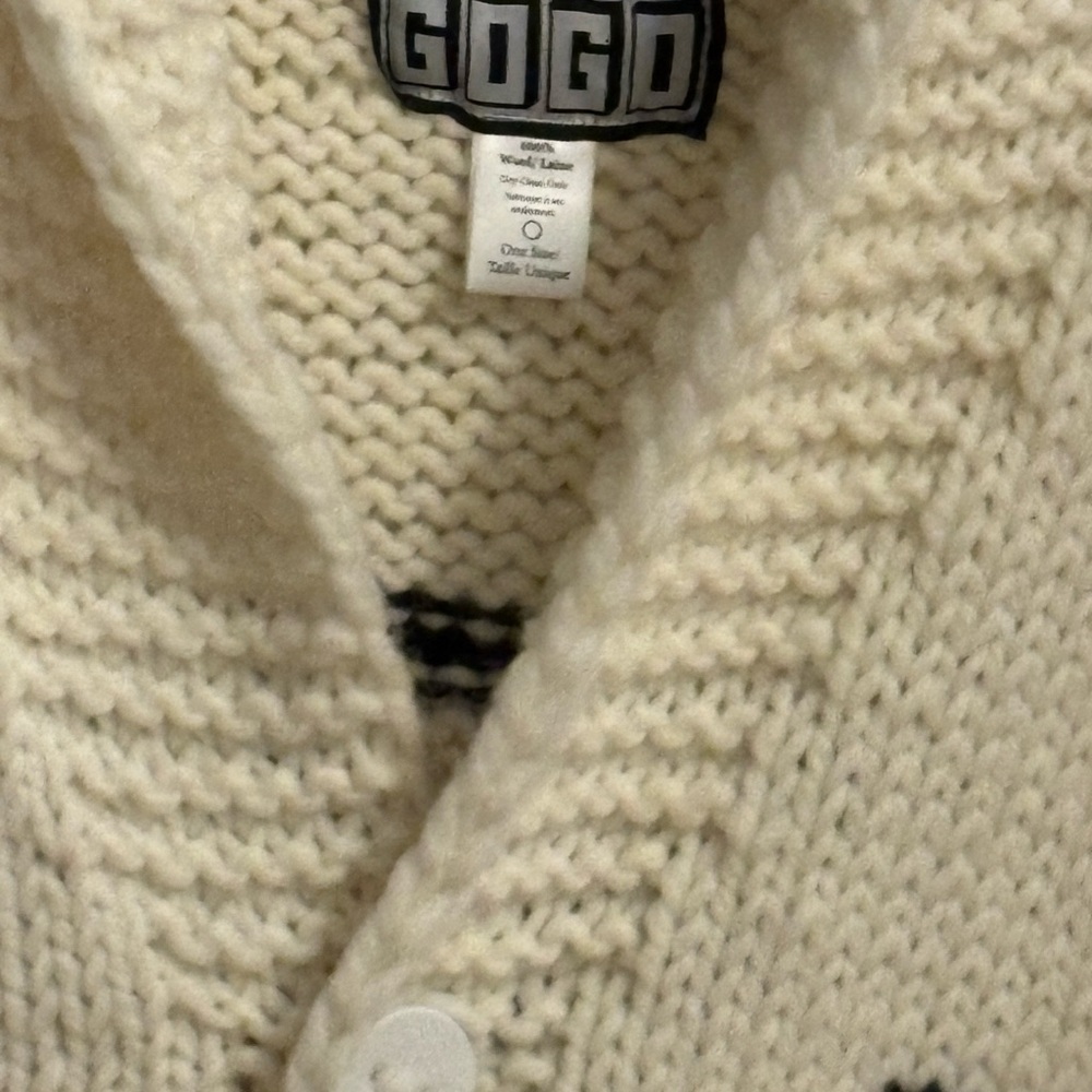 GOGO Cream Knit Vest with Black Accents - Picture 6 of 8